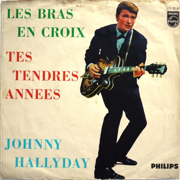 LES BRAS EN CROIX