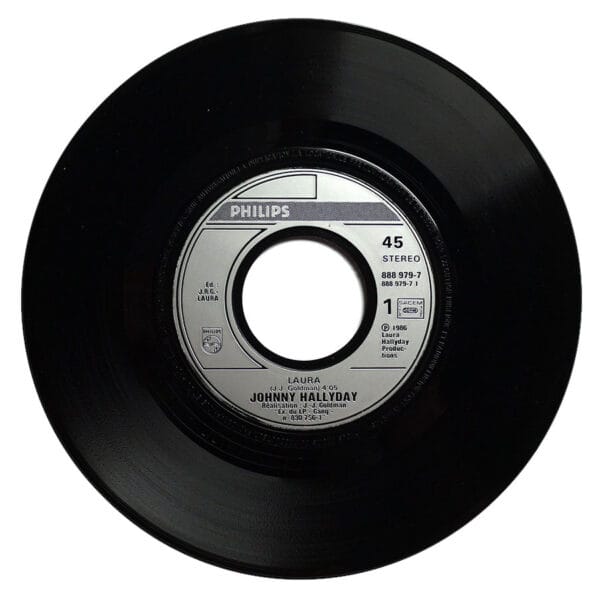 LAURA - Image 3