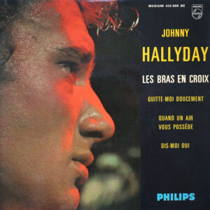 LES BRAS EN CROIX